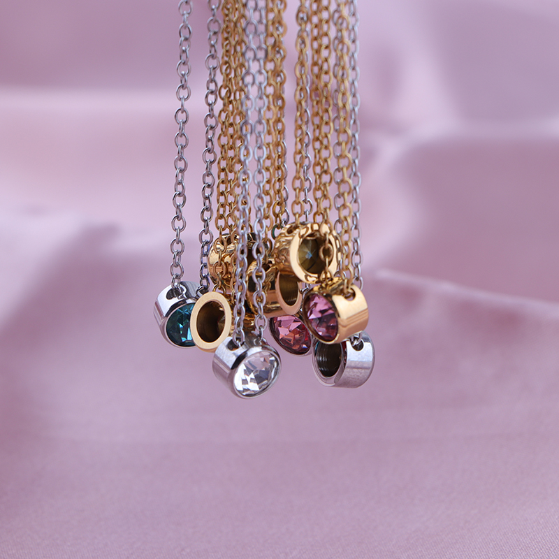 Colliers pendentif en acier in - Birth Flower Necklace avis et prix